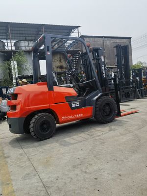 3T Ντίζελ φορτηγό Toyota 7F30 8F30 για αγροκτήματα Χρησιμοποιούμενο ToyotaFDZN30 σε καλή κατάσταση