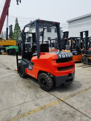 3T Ντίζελ φορτηγό Toyota 7F30 8F30 για αγροκτήματα Χρησιμοποιούμενο ToyotaFDZN30 σε καλή κατάσταση