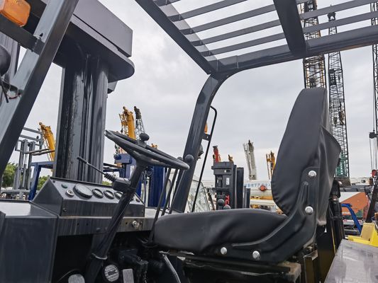 Άλλα οχήματα ανελκυστήρα ντίζελ HOT Komatsu 10 τόνων 12 τόνων 15 τόνων 16 τόνων με στέλεχος εμπορευματοκιβωτίου