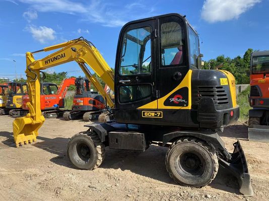 Αρχική υδραυλική αντλία μεταχειρισμένο Hyundai 60 Wheel Excavator με χωρητικότητα κουβάς 4m3