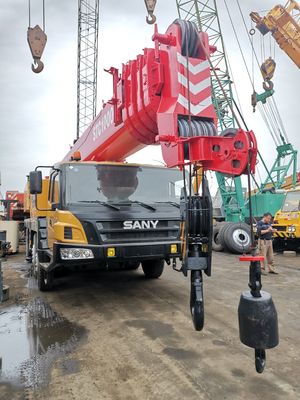 100 τόνων SANY STC1000 γερανό με χωρητικότητα 220 τόνων και αρχική υδραυλική βαλβίδα