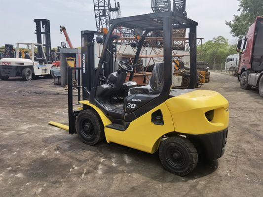 Ηλεκτρική πηγή ενέργειας 3 τόνων Komatsu FD30 ανελκυστήρας για ομαλή λειτουργία αποθήκης
