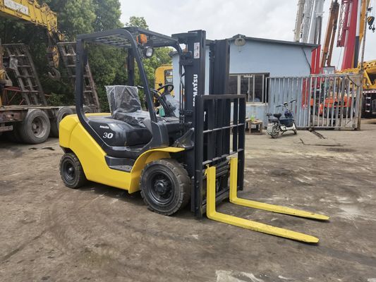 Ηλεκτρική πηγή ενέργειας 3 τόνων Komatsu FD30 ανελκυστήρας για ομαλή λειτουργία αποθήκης