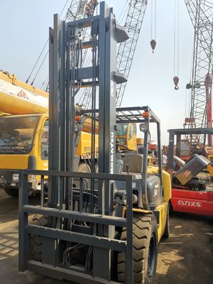 Το κορυφαίο σε πωλήσεις μεταχειρισμένο Komatsu 2,5 τόνων 3,5 τόνων 5 τόνων ανελκυστήρα με καλή κατάσταση