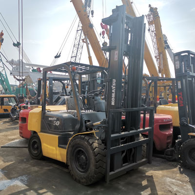 Χρησιμοποιημένο φορτηγό 5 τόνων της Komatsu FD50 Ιαπωνικό εξοπλισμό ανύψωσης σε εξαιρετική κατάσταση