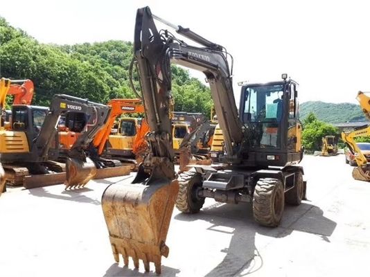 Εξαρτημένη μηχανή εκσκαφής Volvo EW60 με καλές συνθήκες και άλλη χωρητικότητα κουβάς