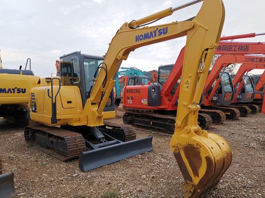 Λιγότερες ώρες Komatsu Pc56-7 Χρησιμοποιούμενος εξορυκτής στη Σαγκάη με και αρχική υδραυλική βαλβίδα