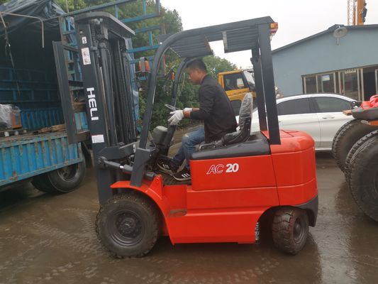 Ηλεκτρικό φορτηγό με κάθισμα τύπου Cpd20 Cpd15 Cpd18 1.5T 1.8t 2ton με βάρος 2000 kg