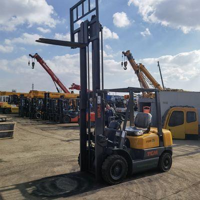2.5 τόνων ανελκυστήρας TCM FD25T5 Χρησιμοποιούμενος ανελκυστήρας 2,5 τόνων με τυποποιημένες συνολικές διαστάσεις