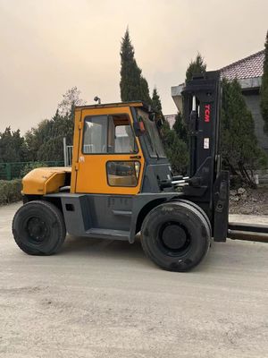 Χρησιμοποιούμενο φορτηγό TCM FD80 με κινητήρα ντίζελ με CE 4,5m ύψος ανύψωσης 6m/s ταχύτητα εξαιρετική κατάσταση
