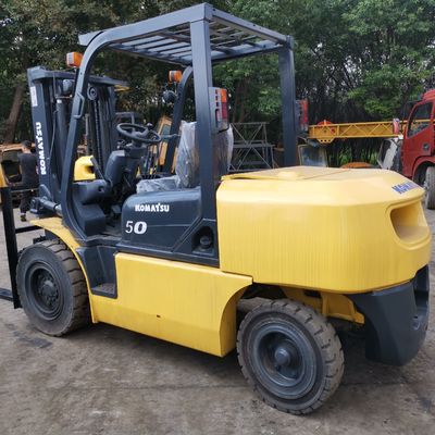 Ηλεκτρική πηγή ενέργειας Ιαπωνία Komatsu FD50 5 τόνων ανελκυστήρας με πλευρική μετατόπιση 3 σταδίων 2 σταδίων