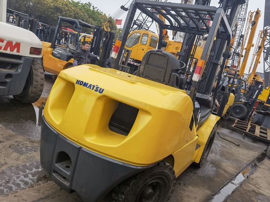 Χρησιμοποιημένα φορτηγά ανελκυστήρες Komatsu 5ton FD50-10 FD50-7 με 2 σταδίων