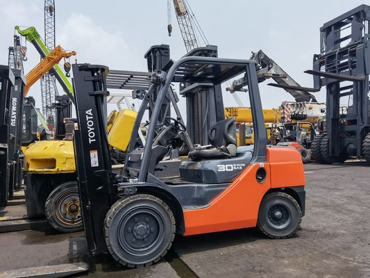 3000 kg Βενζινοκινητήρα Toyota 8F30 Υδραυλικό πετρελαιοκίνητο ανεμοφόρο για βαριά φορτία