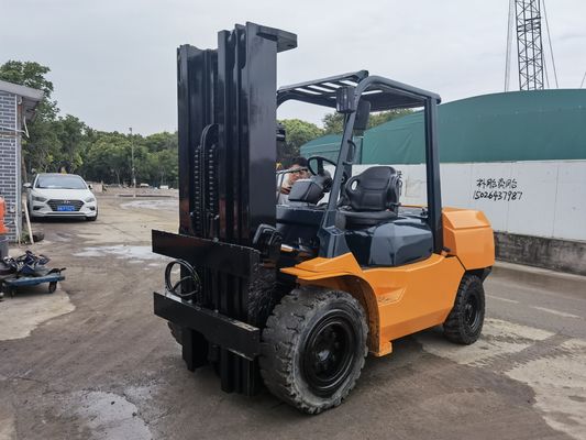 Χρησιμοποιούμενο φορτηγό Toyota 7F50 3 τόνων 5 τόνων 7 τόνων Ιαπωνική ζώνη με πλάτος τυποποιημένου πιρούνιου