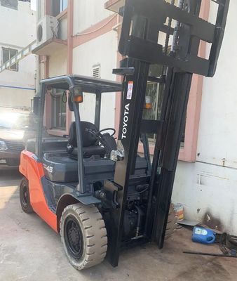 4500 KG πλάτος πιρούνι ρουτίνα Sino Jac ντίζελ φορτηγό CPC30 με κλιματισμό
