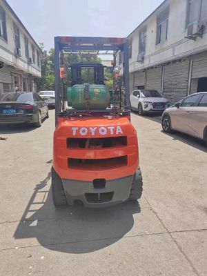 Τροχαίο Toyota 3 τόνων με πλευρική μετατόπιση και κύλινδρο FDZN30 LP με κινητήρα αερίου Komatsu TCM Misubishi