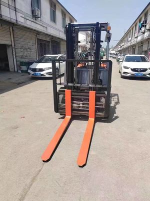 Τροχαίο Toyota 3 τόνων με πλευρική μετατόπιση και κύλινδρο FDZN30 LP με κινητήρα αερίου Komatsu TCM Misubishi