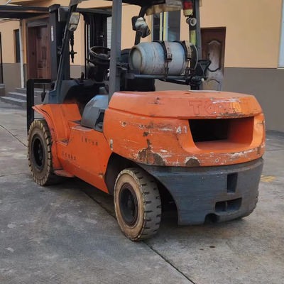 Χρησιμοποιούμενο φορτηγό Toyota FD50 5 τόνων με βάρος 5000 KG και καλή εργασία σε καλή κατάσταση