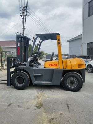 Χρησιμοποιούμενο φορτηγό 7 τόνων TCM FD70 Ιαπωνικής κατασκευής Χρησιμοποιούμενο φορτηγό TCM 2.5t 3t 5t 7t σε καταστήματα ένδυσης