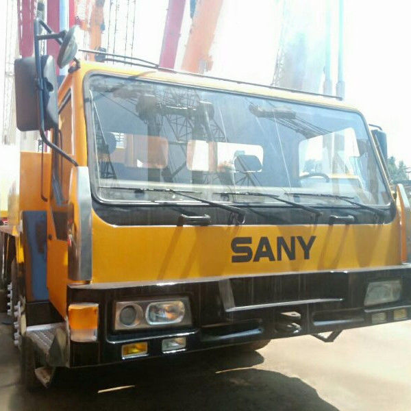 Χρησιμοποιημένο γερανό οχήματος SANY 55ton με αρχική υδραυλική βαλβίδα σε καλή κατάσταση λειτουργίας