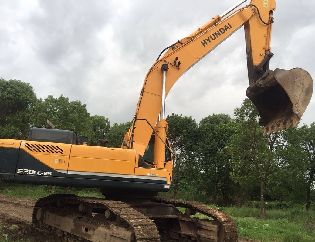 52TON λειτουργικό βάρος Hyundai 520-9 Crawler Excavator με αρχικό υδραυλικό κύλινδρο