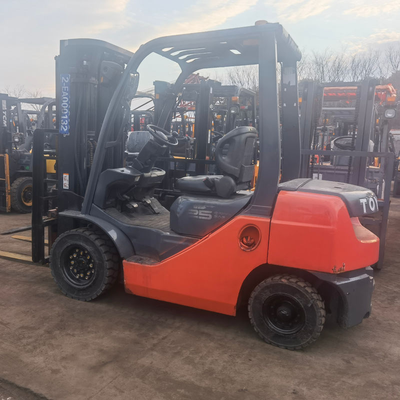 2.5 τόνους Toyota Forklift FD30 για χειρισμό υλικών Έτος 2012 Τυπογραφεία