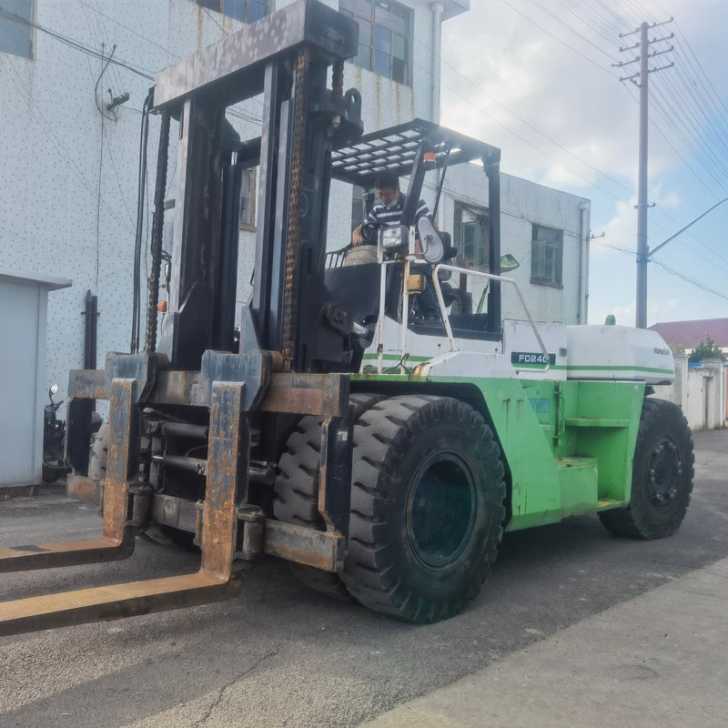 24 τόνων Ιαπωνία Komatsu FD240 ανελκυστήρας για την επεξεργασία υλικών στην αποθήκη Ιαπωνία απόθεμα